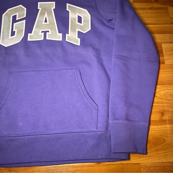 NWOT GAP | Youth Hoodie - Picture 4 of 6